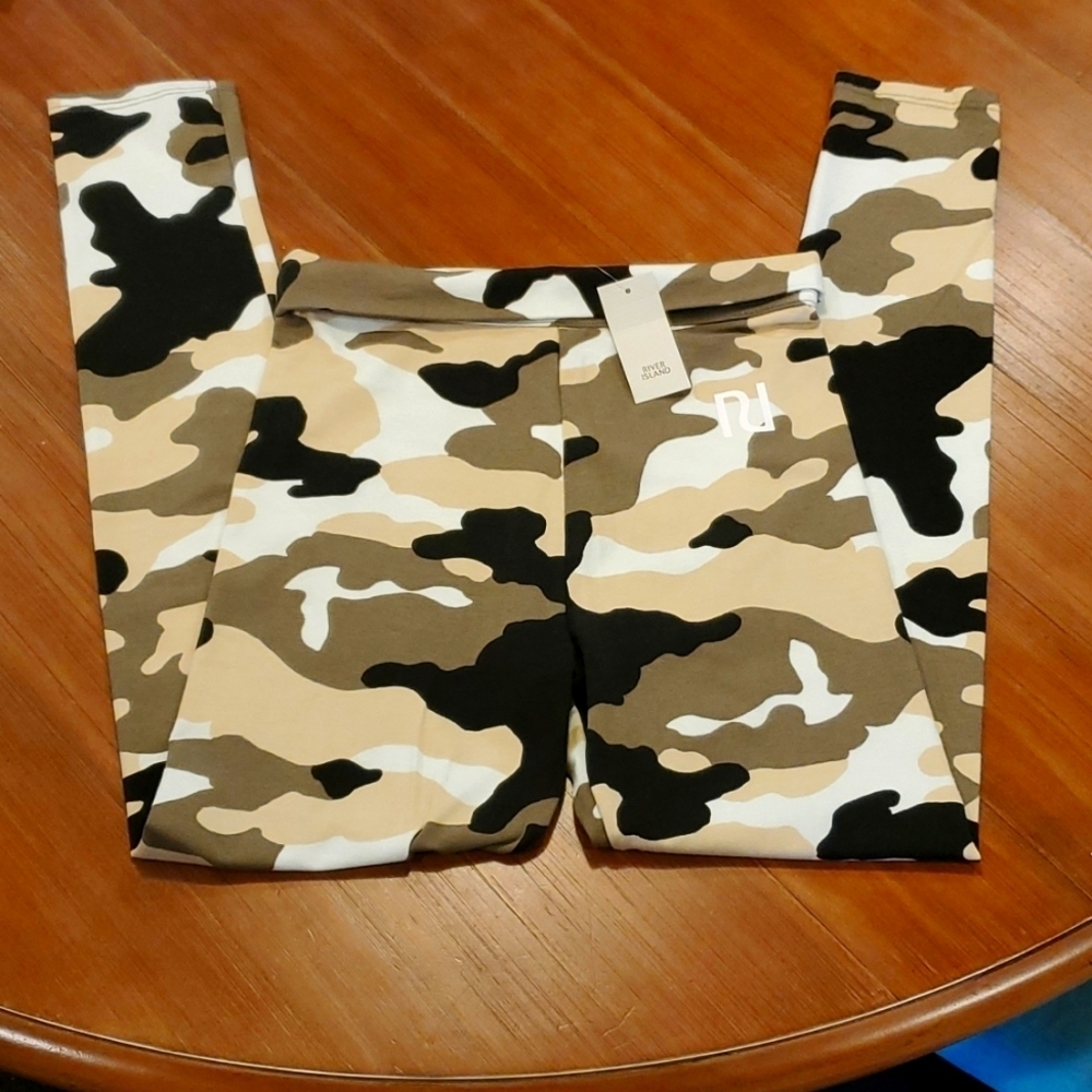 River Island kids camo leggings